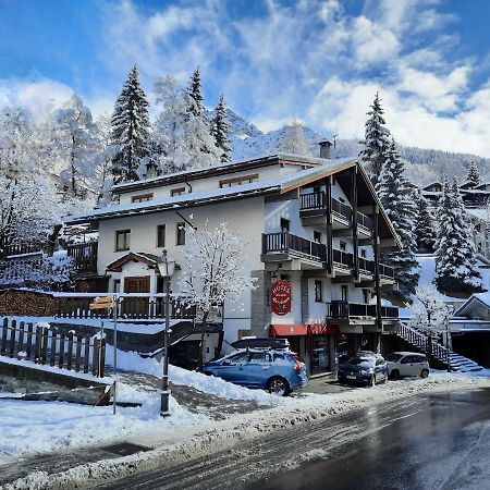 Hotel Meuble Meridiana Вальтурнанш Экстерьер фото